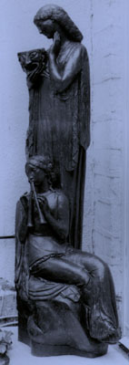 Détail du groupe d'Apollon en bronze.